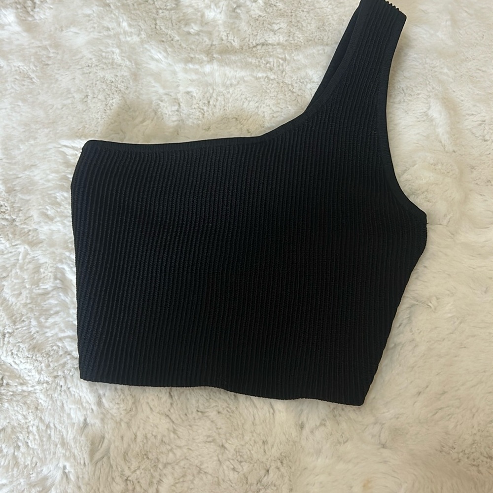 Aritzia ribbed one shoulder top